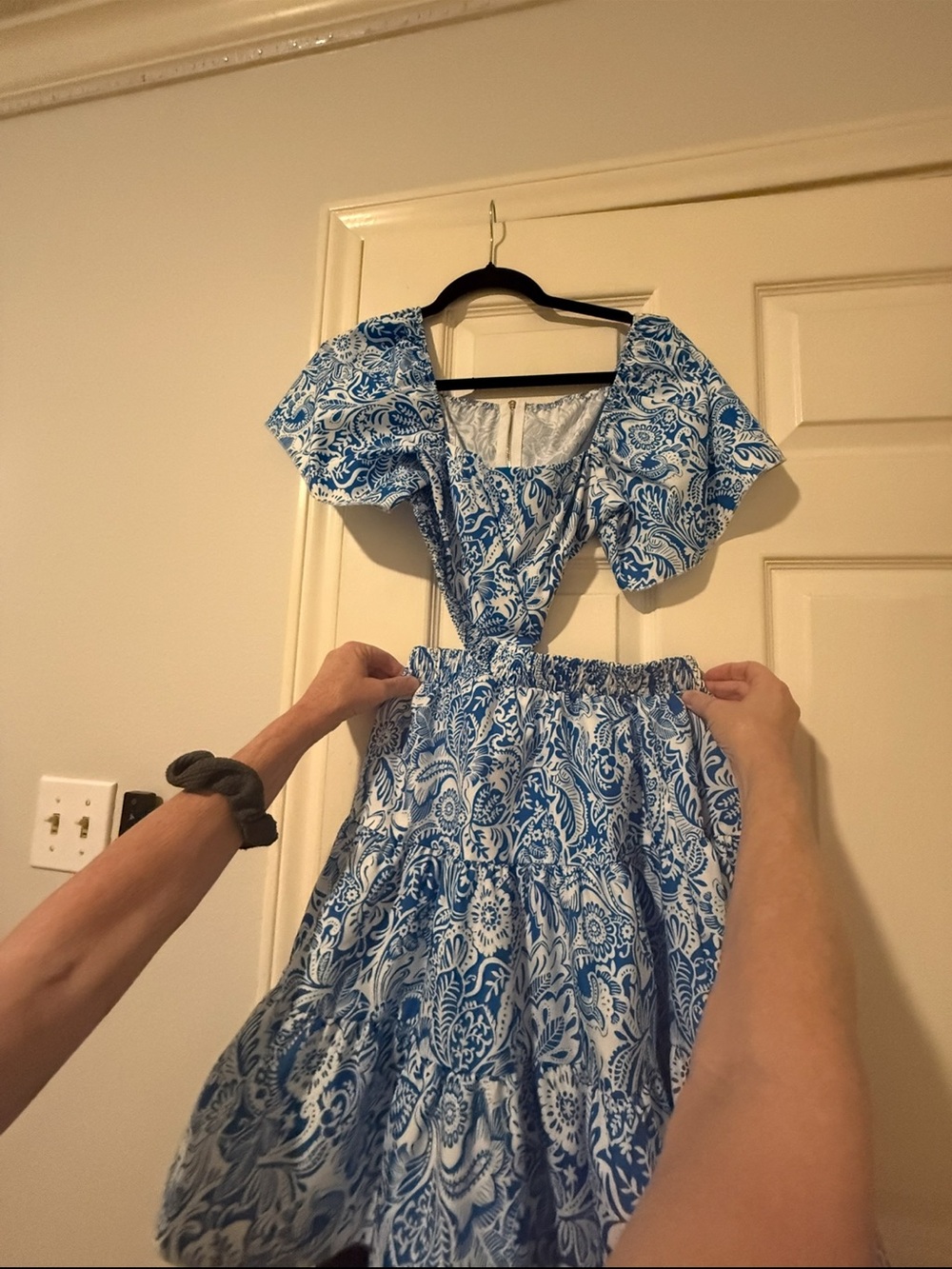 Source Unknown Blue and White Paisley Mini Dress